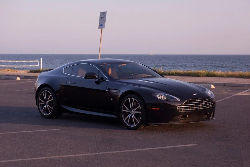 2012 Aston Martin V8 Vantage (2006-2017) - Image 9 of 31