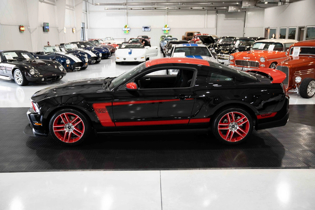 2012 Ford S197 Mustang Boss 302 - Image 4 of 31