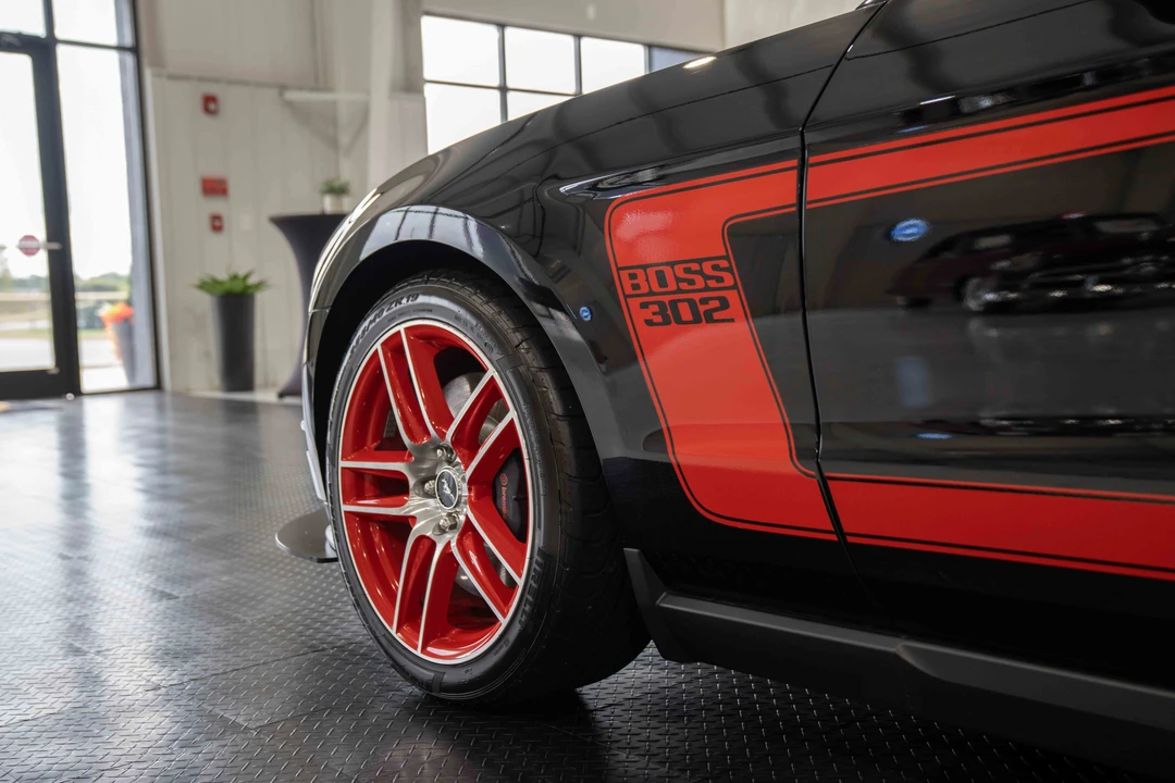 2012 Ford S197 Mustang Boss 302 - Image 25 of 31