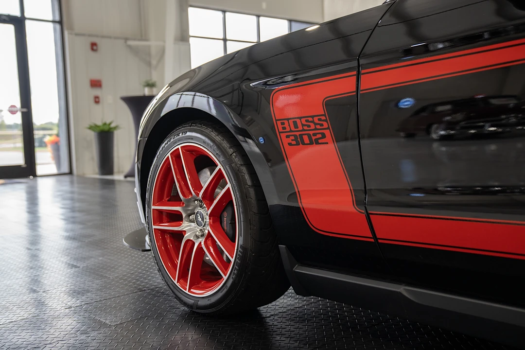 2012 Ford S197 Mustang Boss 302 - Image 25 of 31