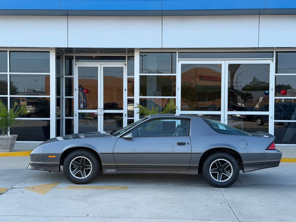 1985 Chevrolet Camaro IROC-Z & Z28 3rd Gen - Image 12 of 31