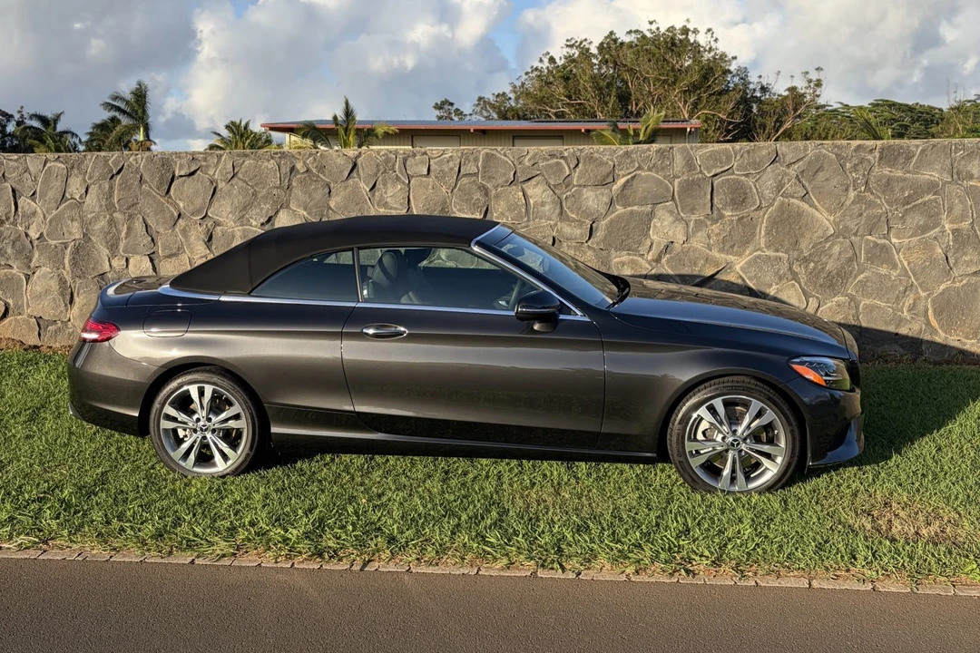 2023 Mercedes-Benz W205 C-Class - Image 13 of 31