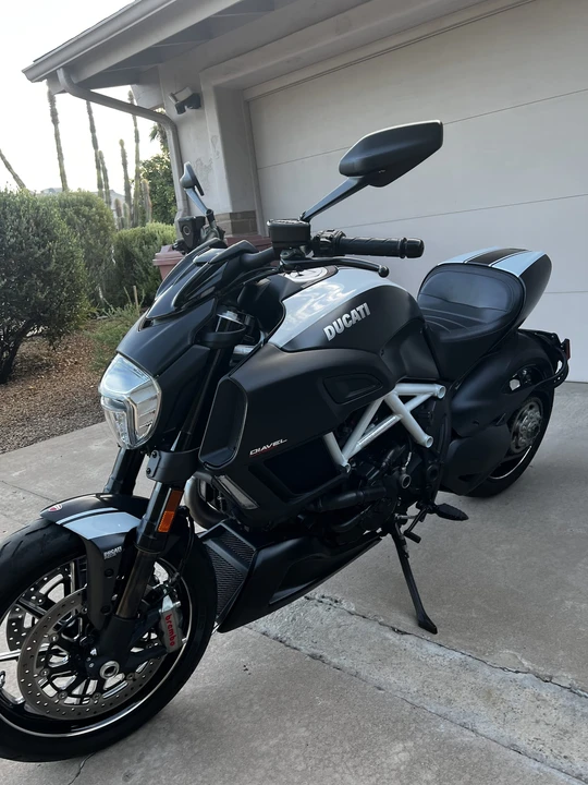 2015 Ducati Diavel - Image 6 of 26