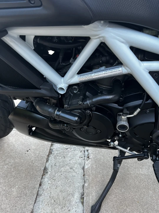 2015 Ducati Diavel - Image 14 of 26