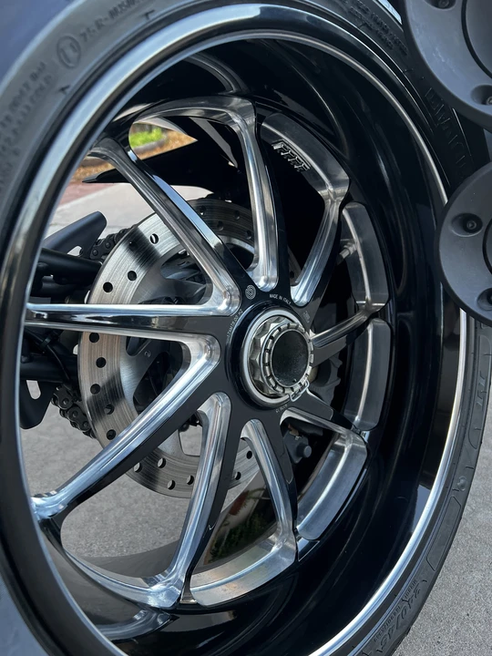 2015 Ducati Diavel - Image 11 of 26