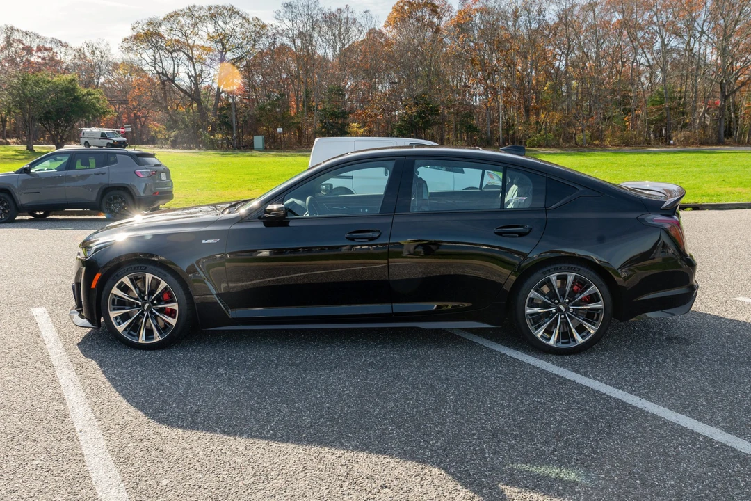 2023 Cadillac CT5-V Blackwing - Image 4 of 31