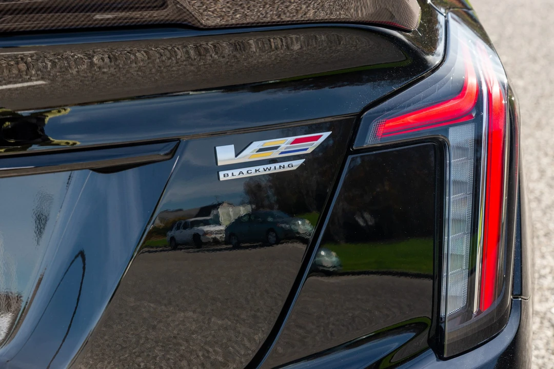 2023 Cadillac CT5-V Blackwing - Image 19 of 31