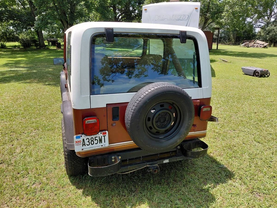 1987 Jeep YJ Wrangler - Image 2 of 5