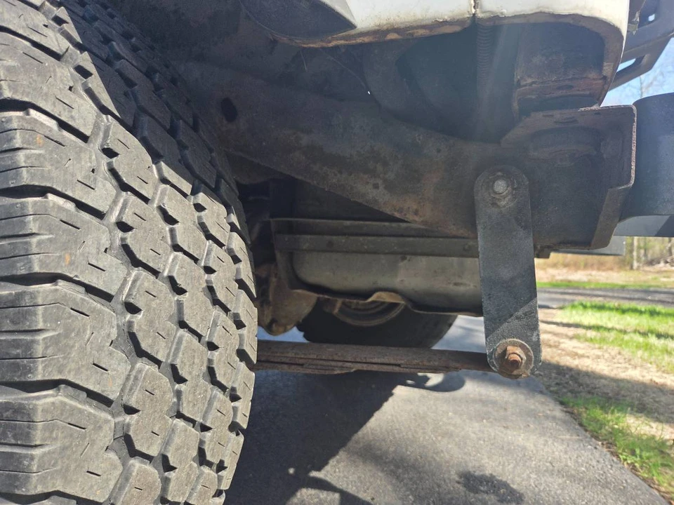 1987 Jeep YJ Wrangler - Image 10 of 11