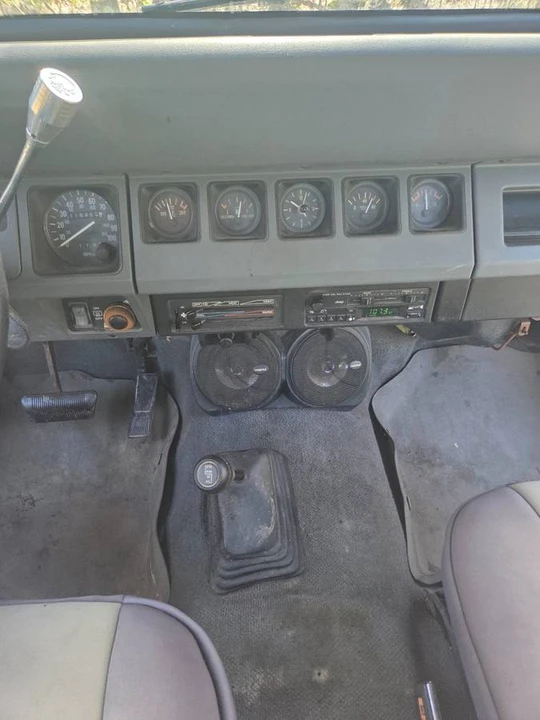 1987 Jeep YJ Wrangler - Image 11 of 11
