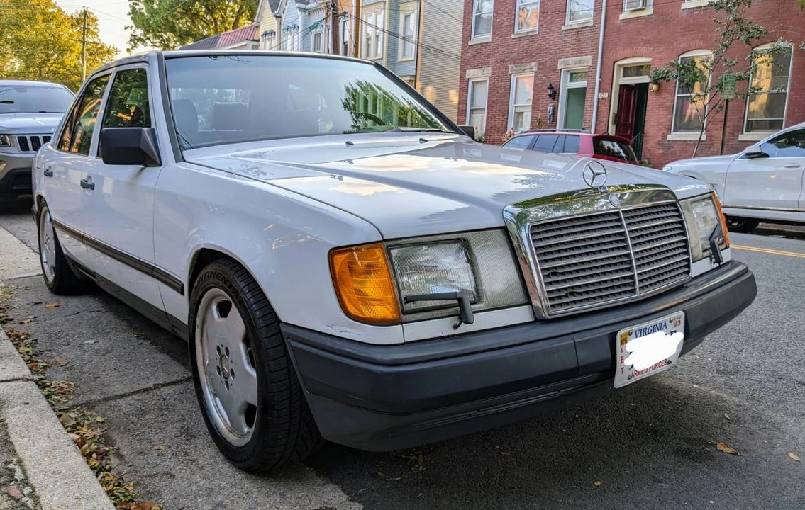 1987 Mercedes-Benz W124 E-Class - Image 5 of 24