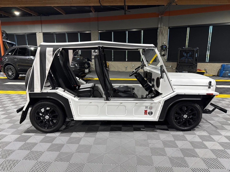 2018 Mini Mini Moke - Image 9 of 31