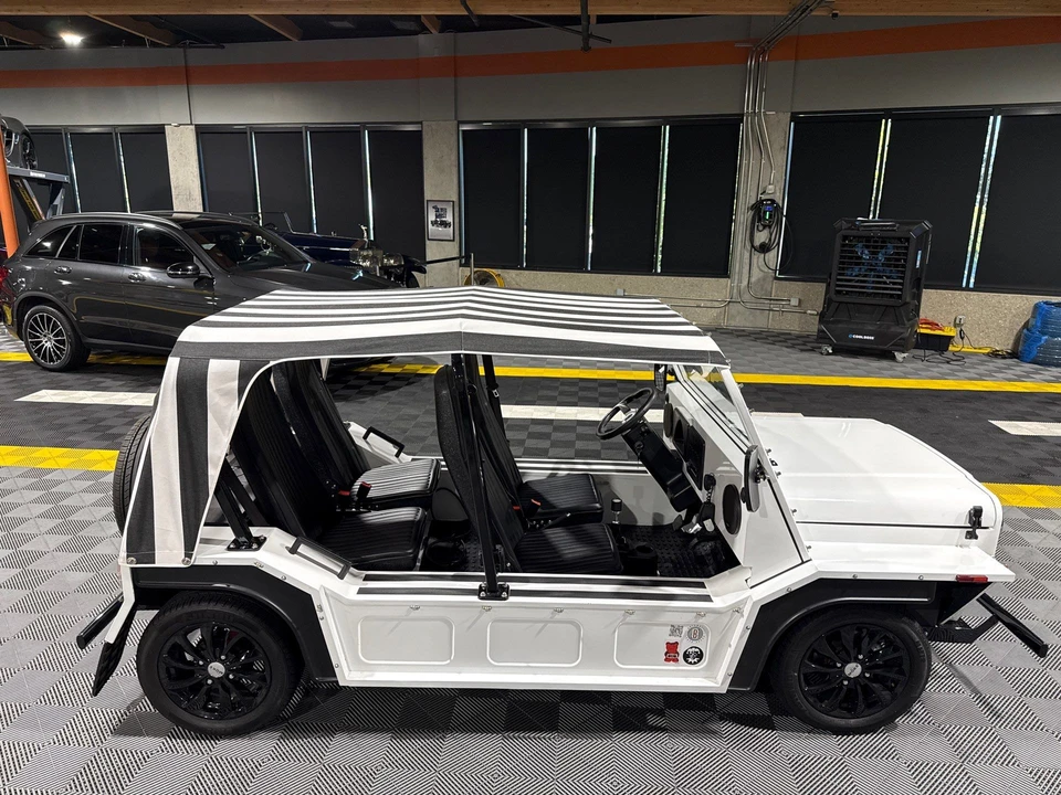 2018 Mini Mini Moke - Image 10 of 31