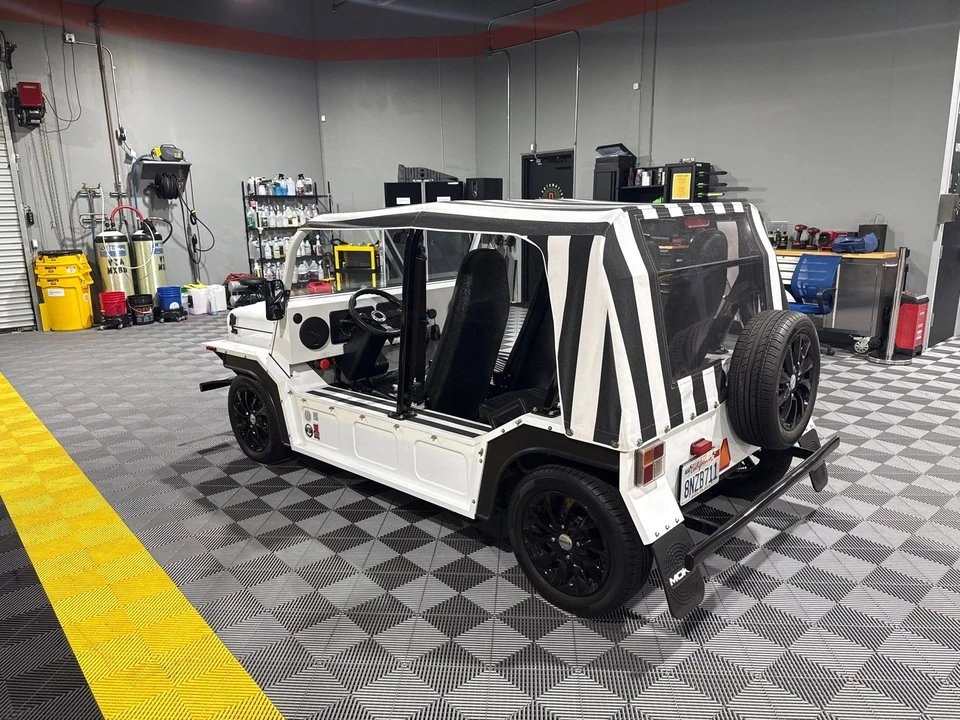 2018 Mini Mini Moke - Image 15 of 31