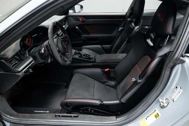 2025 Porsche 992 GT3 RS - Image 4 of 8