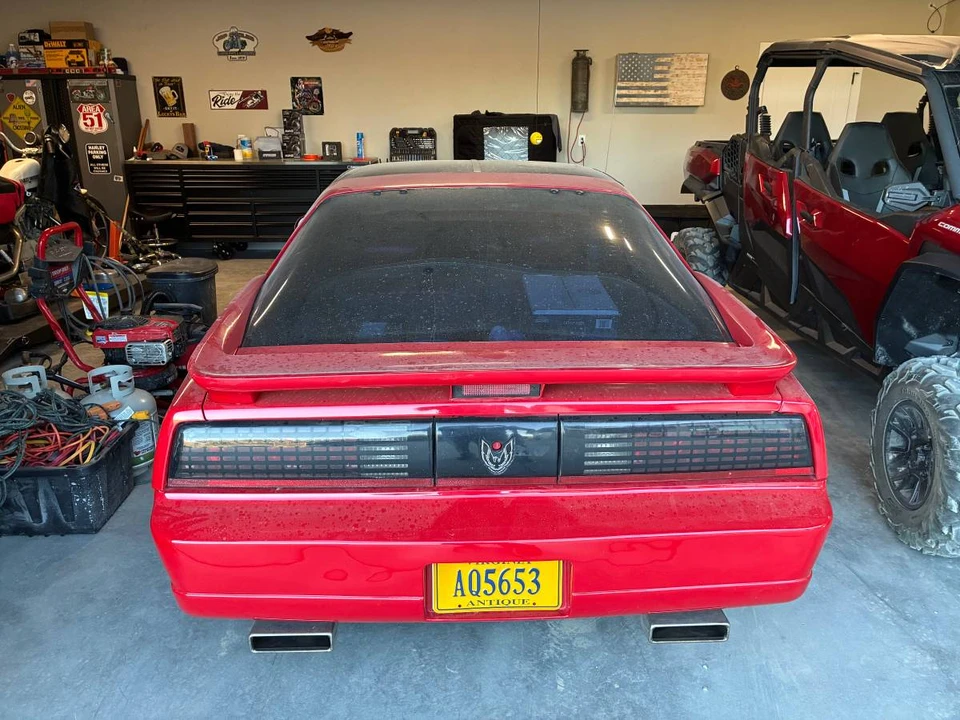 1987 Pontiac Firebird 3rd Gen - Image 9 of 10