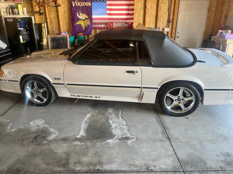 1987 Ford Mustang GT Convertible