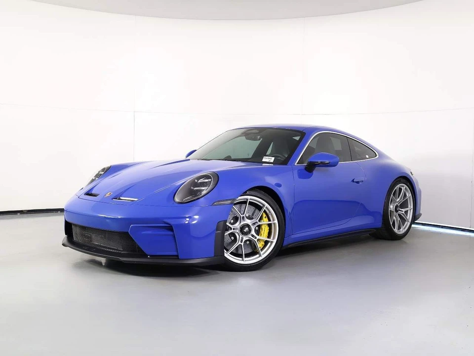 2026 Porsche 992 GT3 Touring - Image 4 of 9
