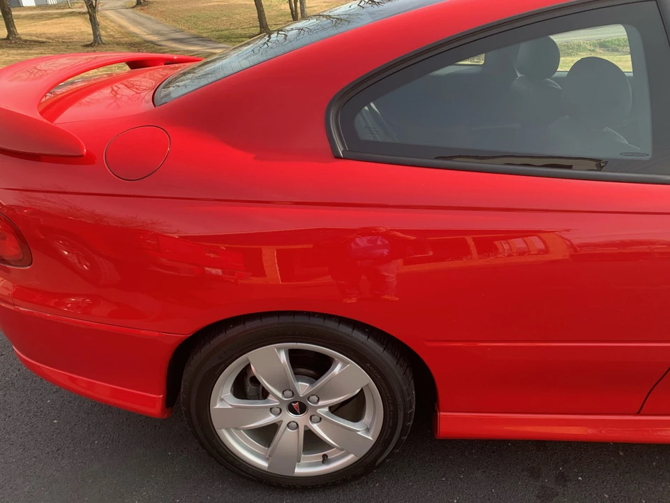 2004 Pontiac GTO 4th Gen - Image 15 of 31