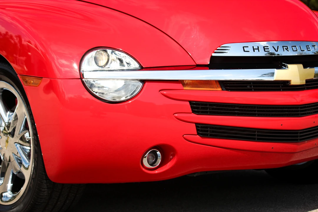 2005 Chevrolet SSR - Image 17 of 31