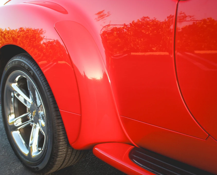 2005 Chevrolet SSR - Image 28 of 31