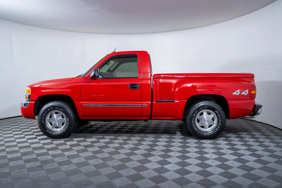 2004 GMC Sierra 2nd Gen - Image 24 of 31