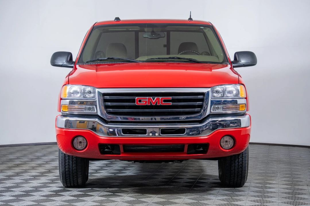 2004 GMC Sierra 2nd Gen - Image 8 of 31