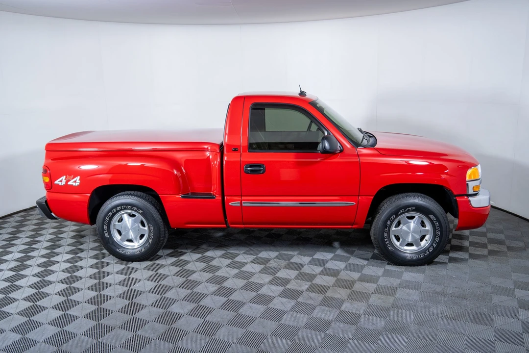 2004 GMC Sierra 2nd Gen - Image 12 of 31