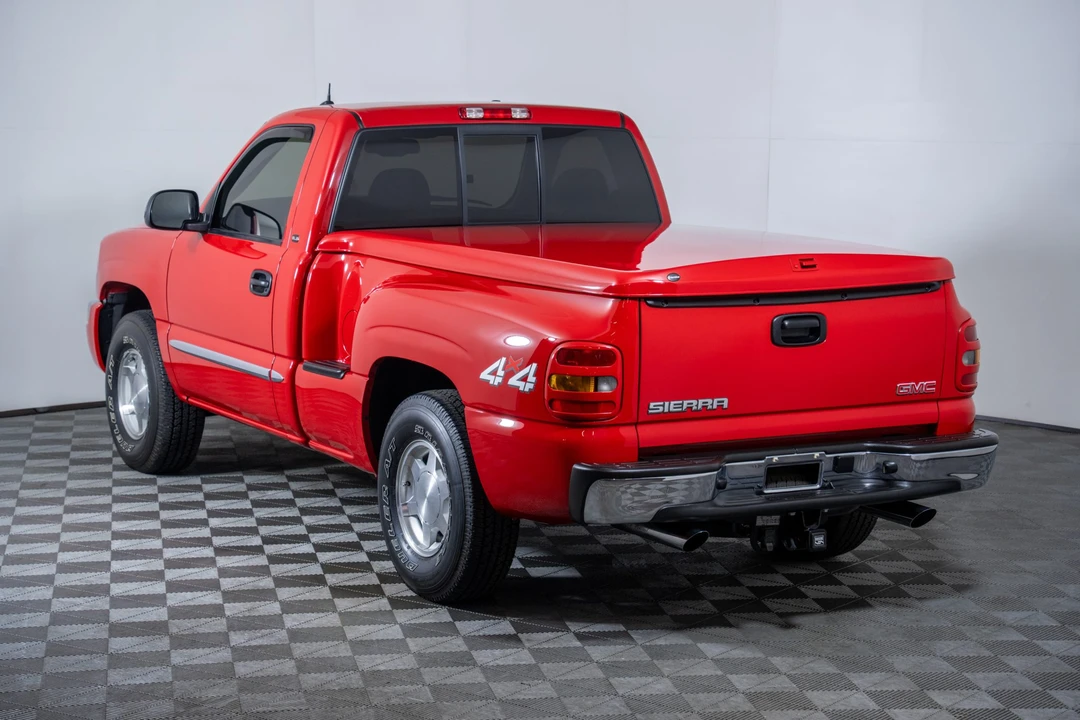 2004 GMC Sierra 2nd Gen - Image 23 of 31