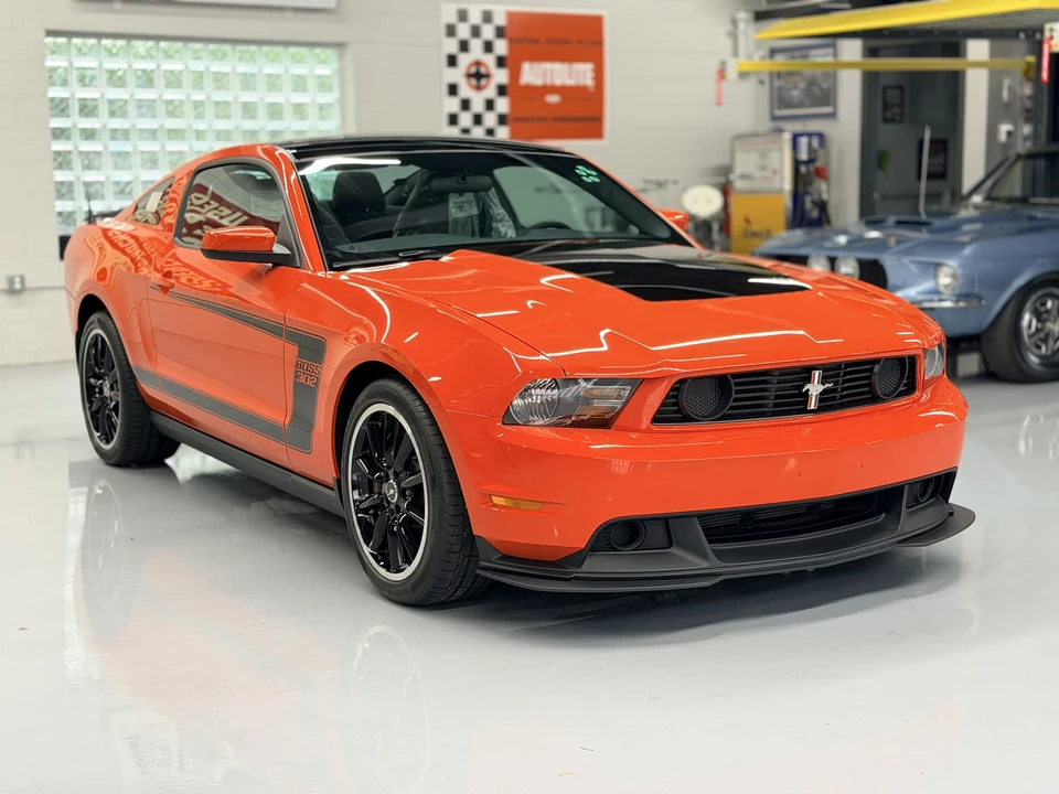 2012 Ford S197 Mustang Boss 302 - Image 16 of 31