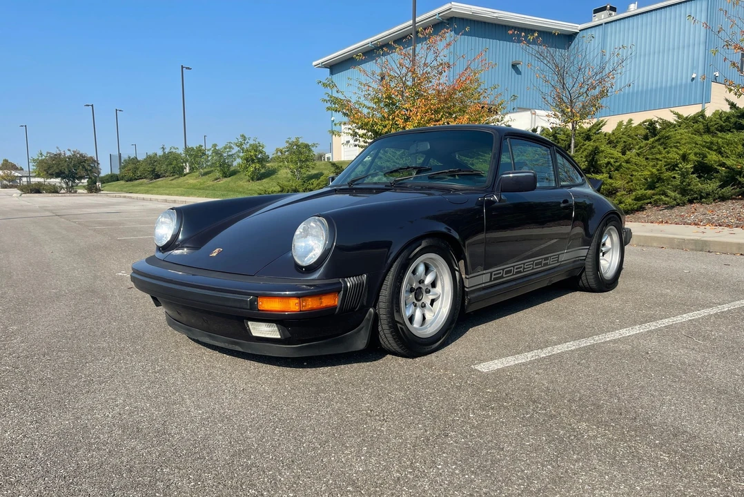1988 Porsche 911 Carrera 3.2 - Image 2 of 12