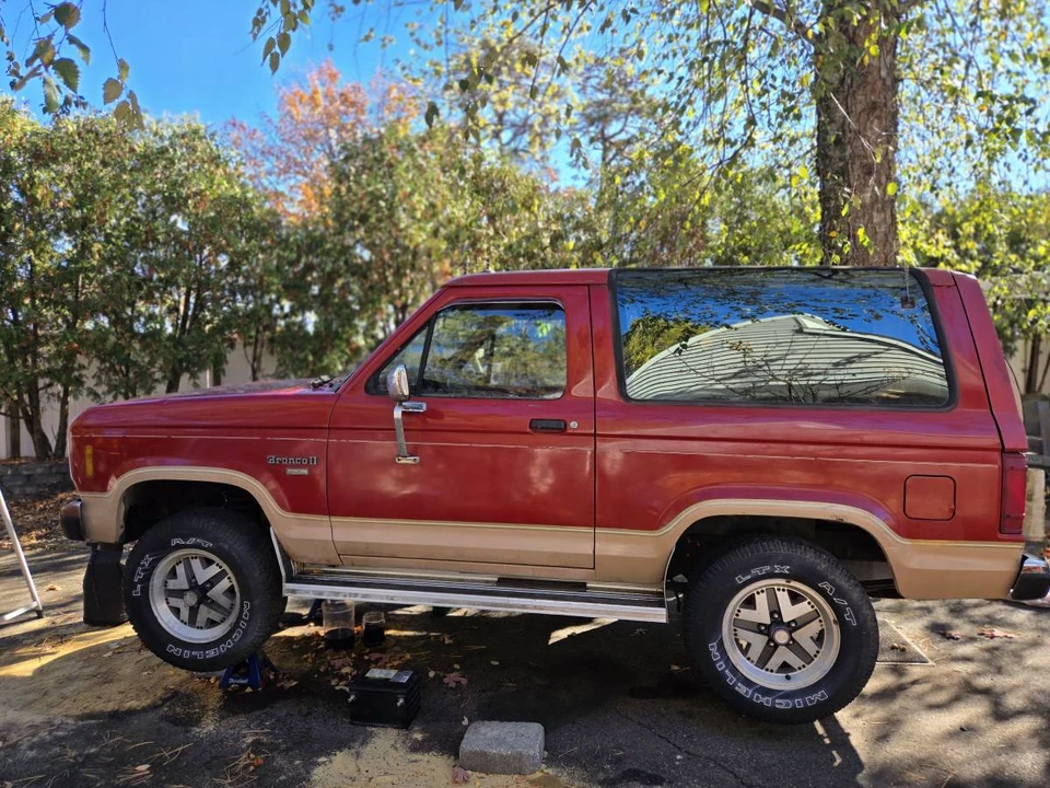 1988 Ford Bronco II - Image 4 of 4