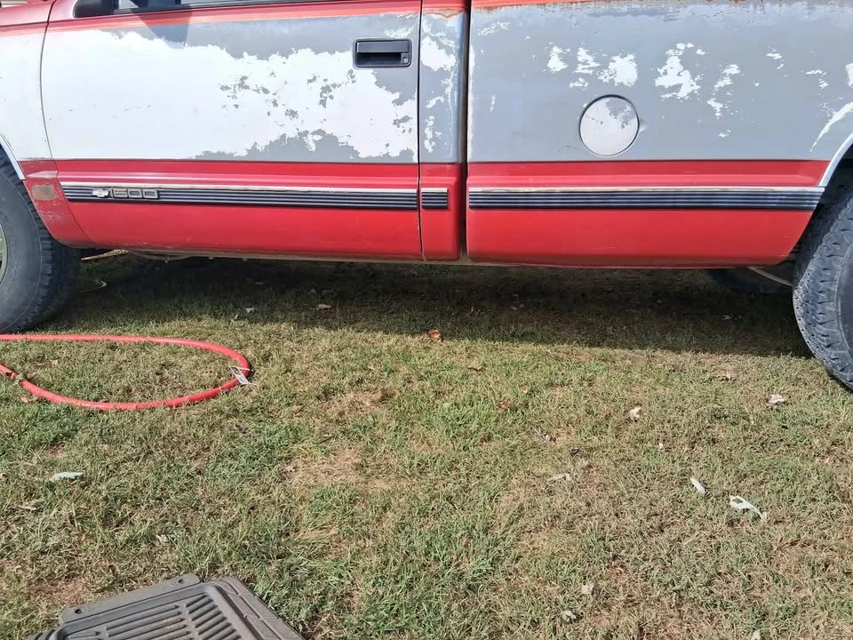 Chevrolet C/K 4th Gen - Image 3 of 5
