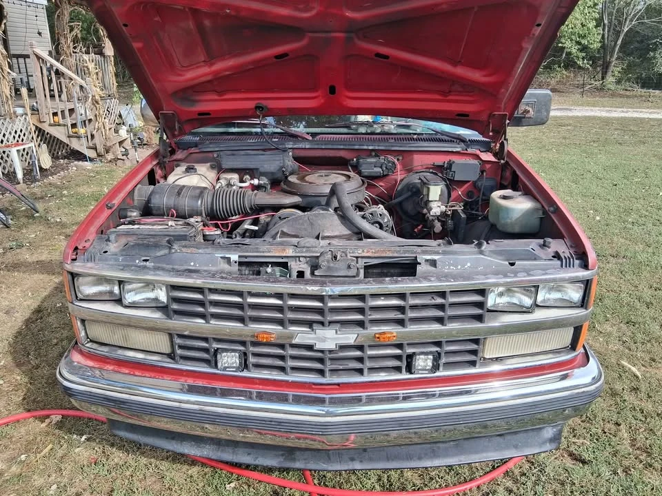Chevrolet C/K 4th Gen - Image 2 of 5