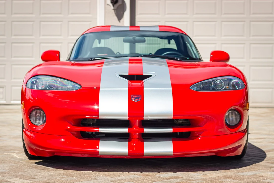 2002 Dodge Viper GTS 2nd Gen - Image 12 of 31
