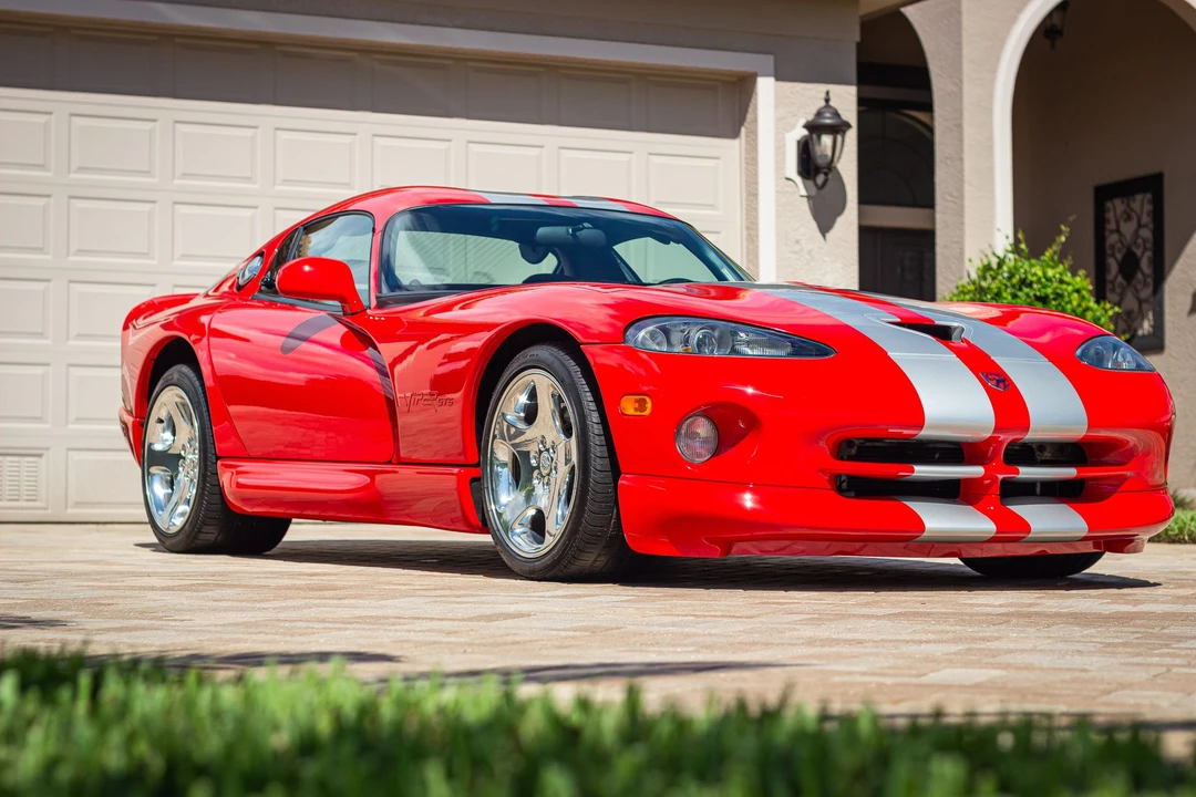2002 Dodge Viper GTS 2nd Gen - Image 3 of 31
