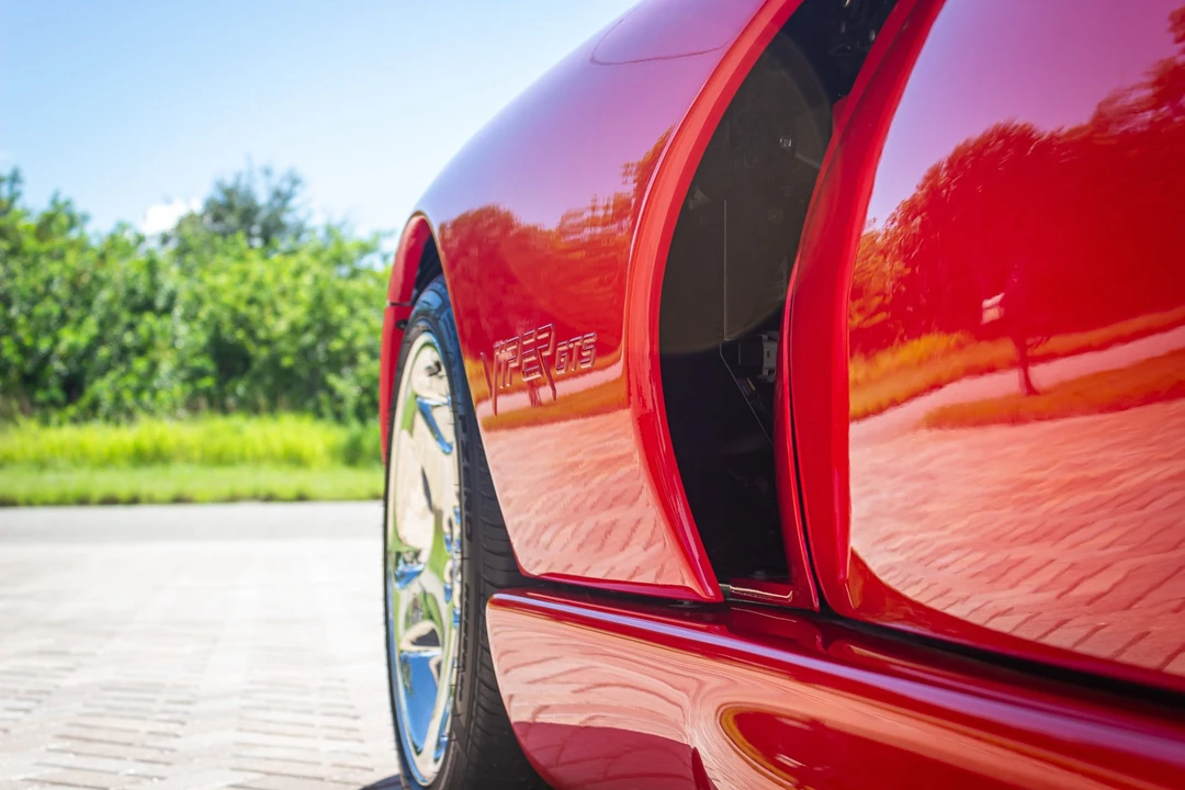 2002 Dodge Viper GTS 2nd Gen - Image 19 of 31