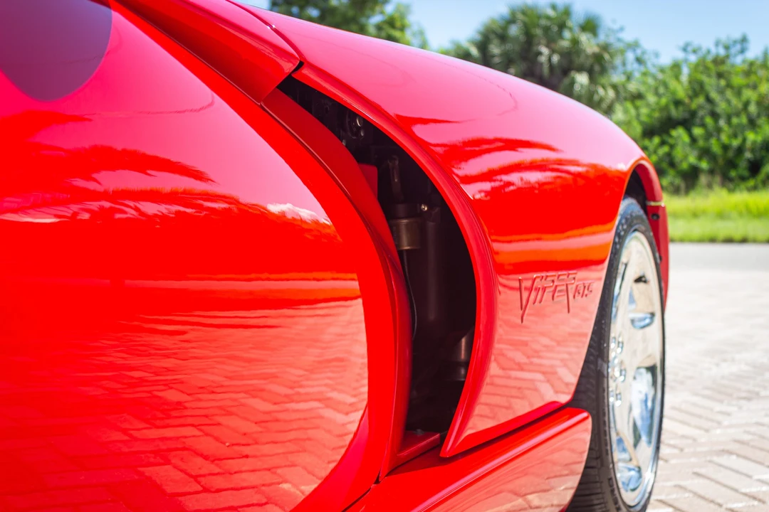 2002 Dodge Viper GTS 2nd Gen - Image 29 of 31