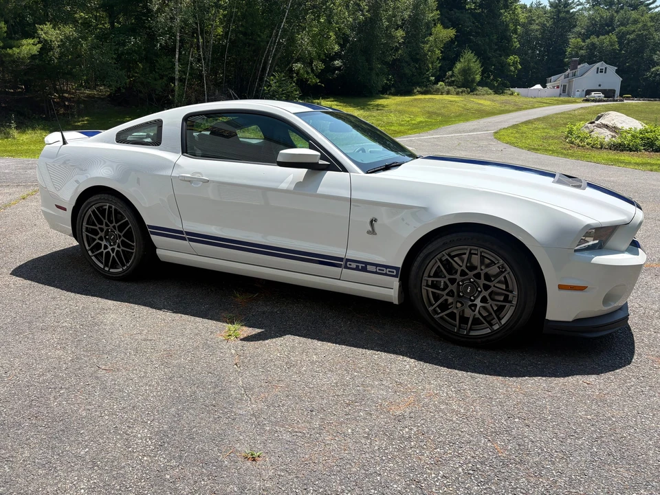 2014 Ford S197 II Shelby Mustang GT500 - Image 16 of 31