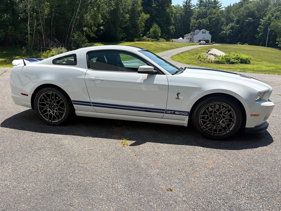 2014 Ford S197 II Shelby Mustang GT500 - Image 17 of 31