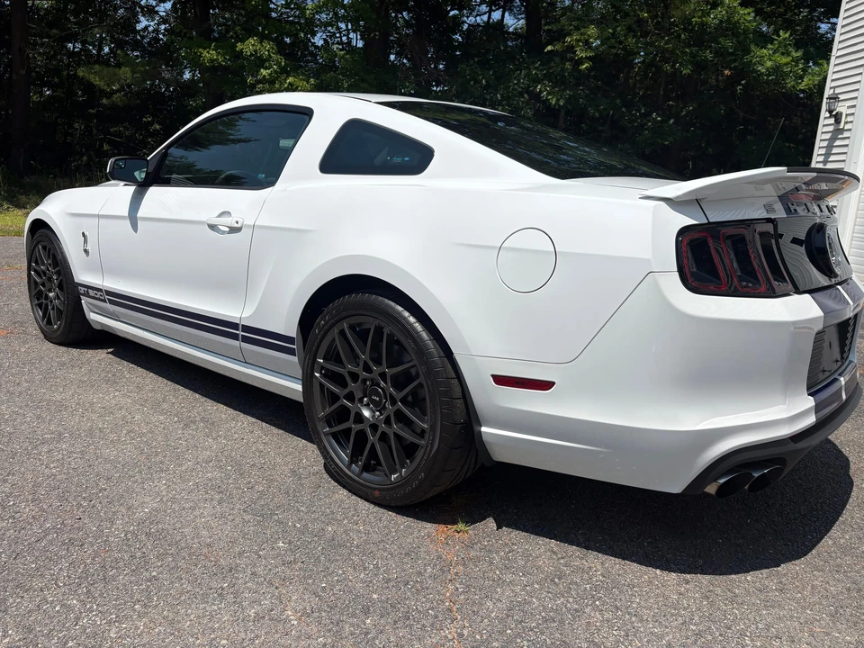 2014 Ford S197 II Shelby Mustang GT500 - Image 24 of 31