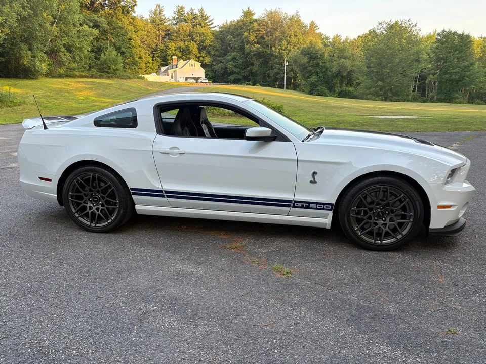 2014 Ford S197 II Shelby Mustang GT500 - Image 18 of 31