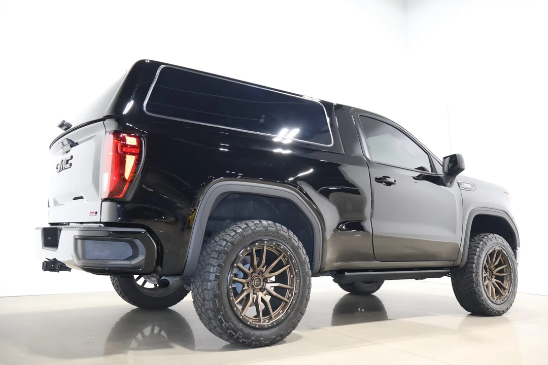 2022 GMC Sierra 5th Gen - Image 11 of 31