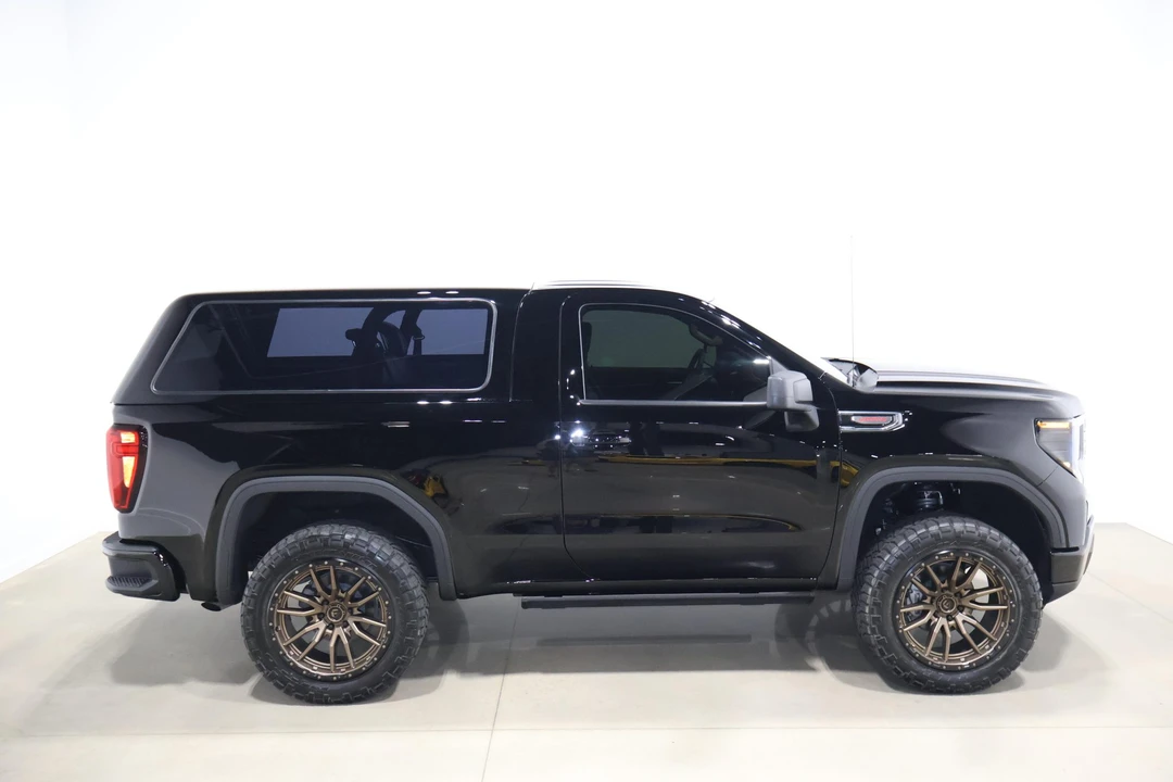 2022 GMC Sierra 5th Gen - Image 9 of 31