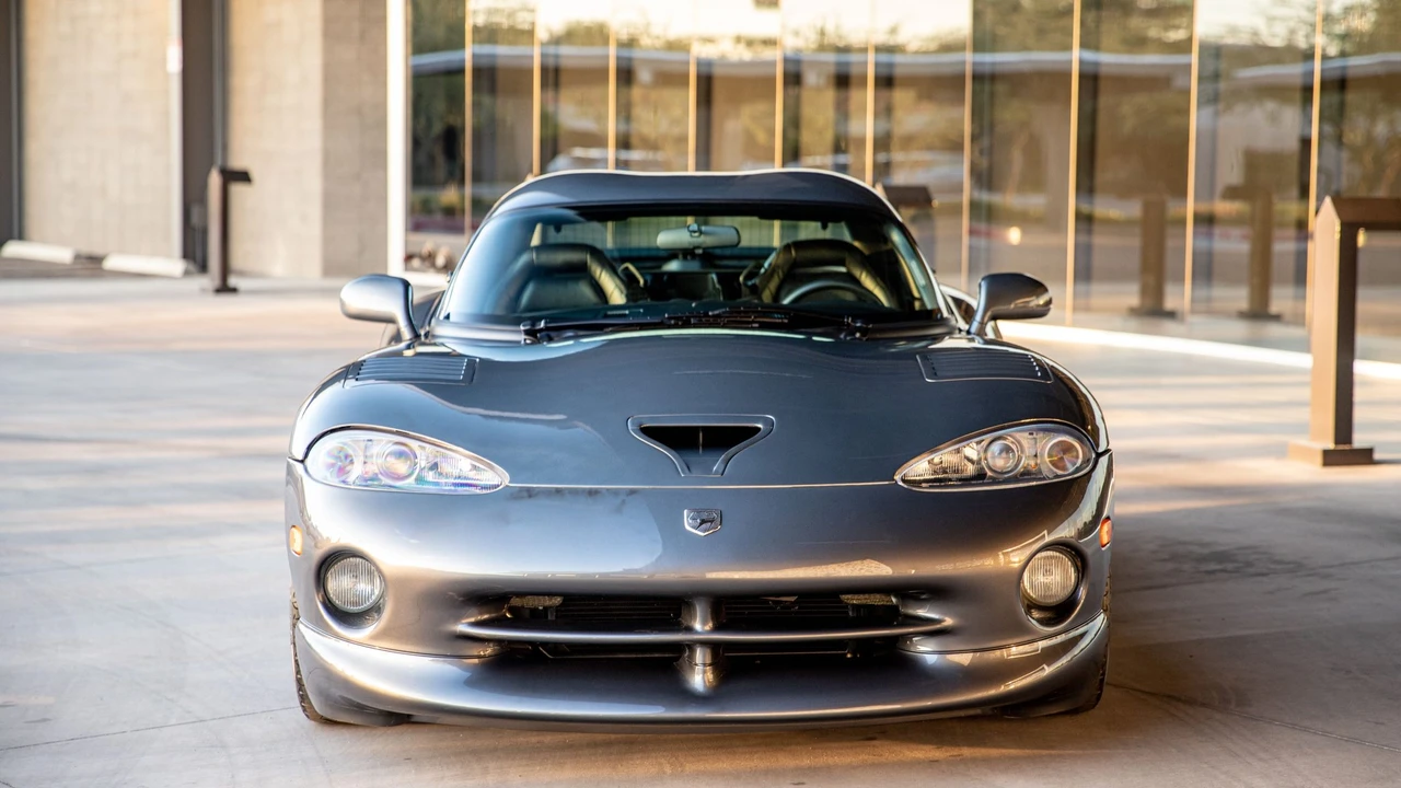 2002 Dodge Viper GTS 2nd Gen - Image 26 of 31