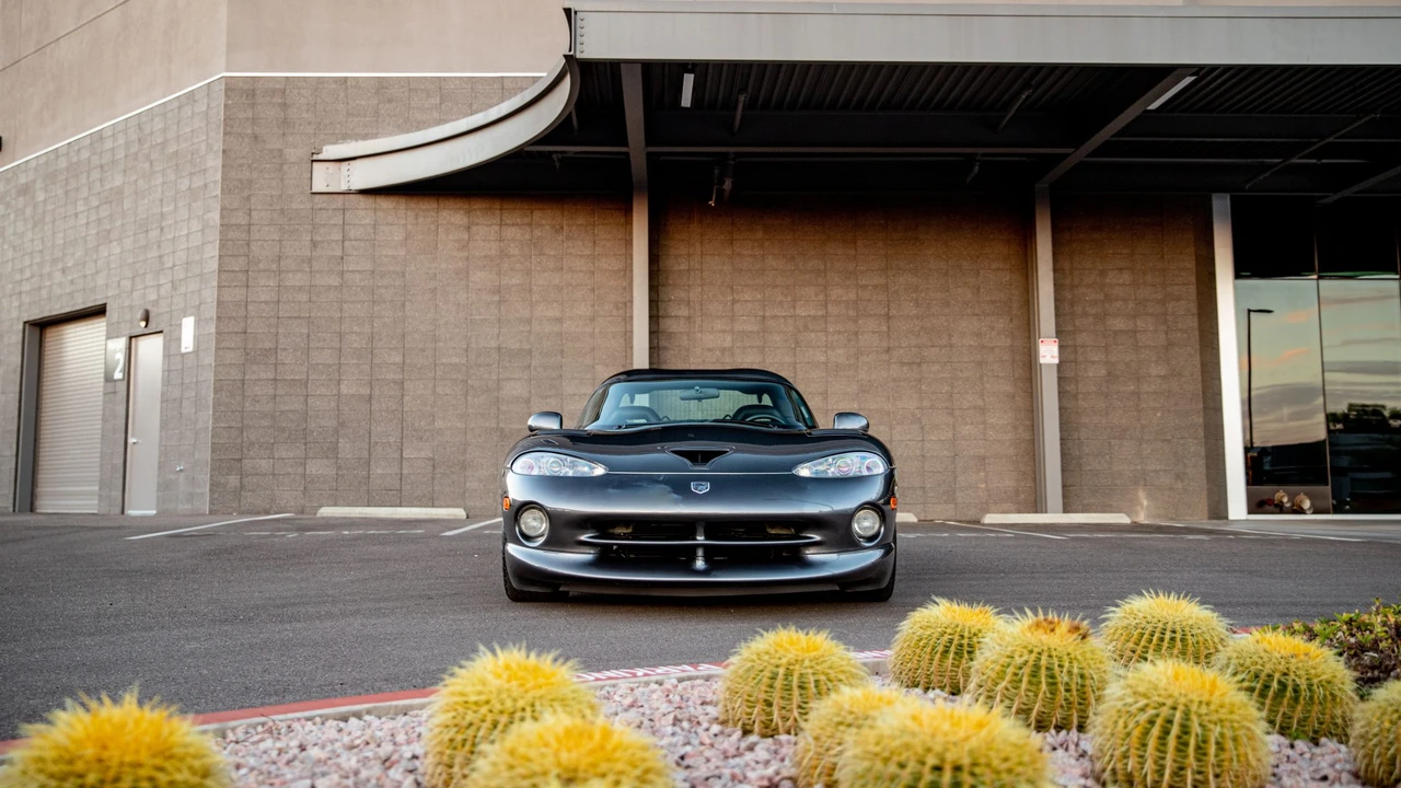 2002 Dodge Viper GTS 2nd Gen - Image 30 of 31