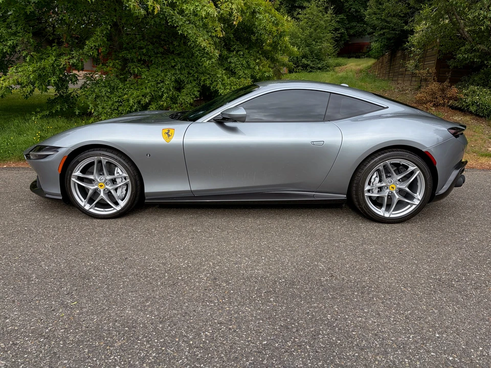 2024 Ferrari Roma - Image 23 of 31