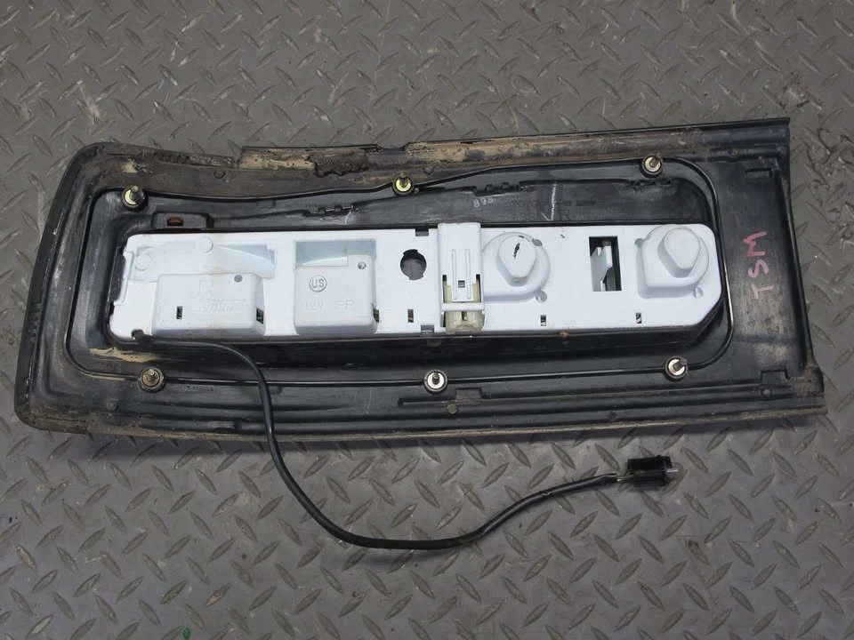 1989 Parts & Memorabilia Bodywork - Image 6 of 10