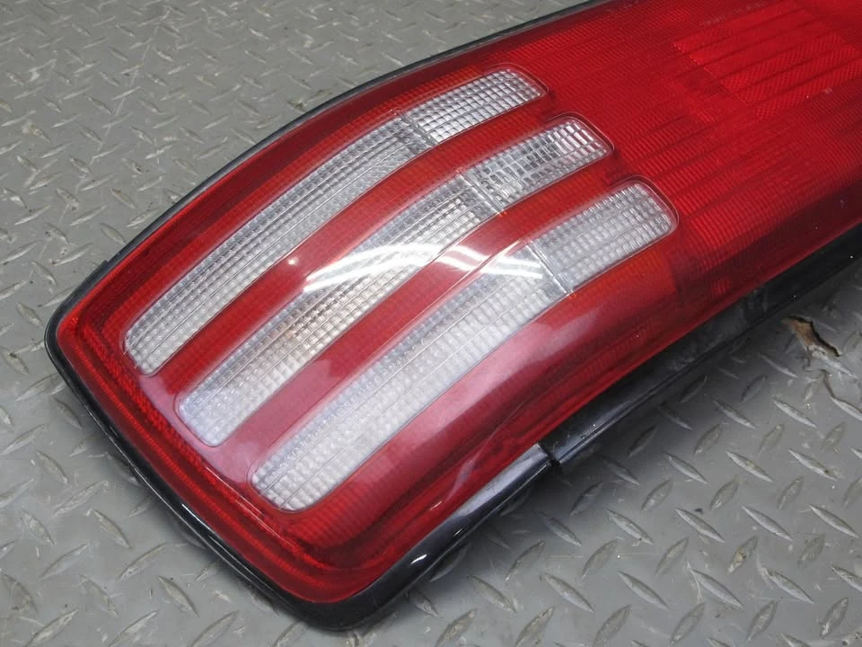 1989 Parts & Memorabilia Bodywork - Image 5 of 10