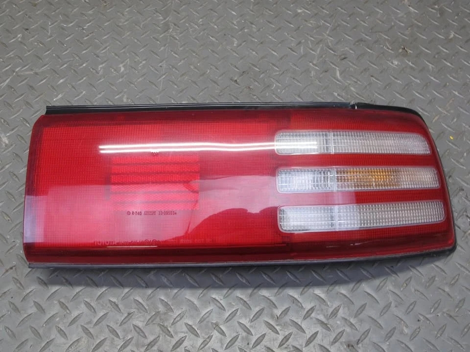 1989 Parts & Memorabilia Bodywork - Image 3 of 10
